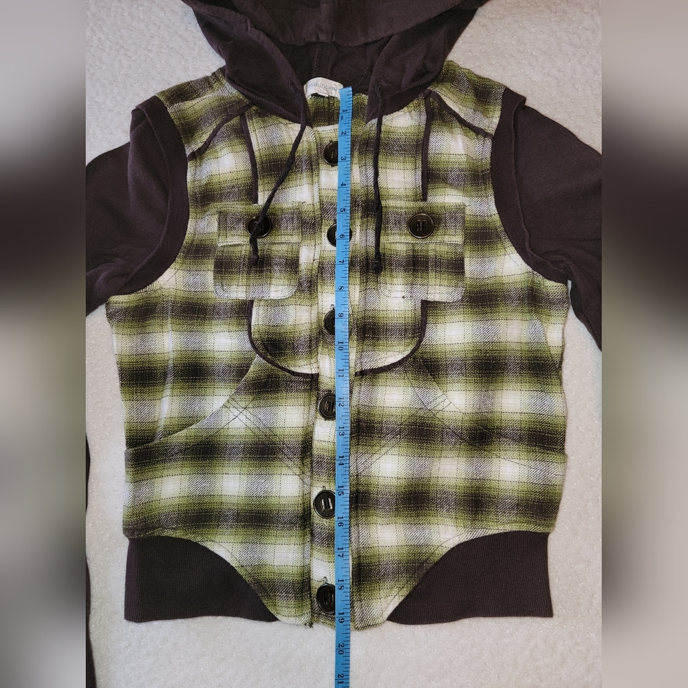 Maurices Button Up Top - Picture 4 of 8
